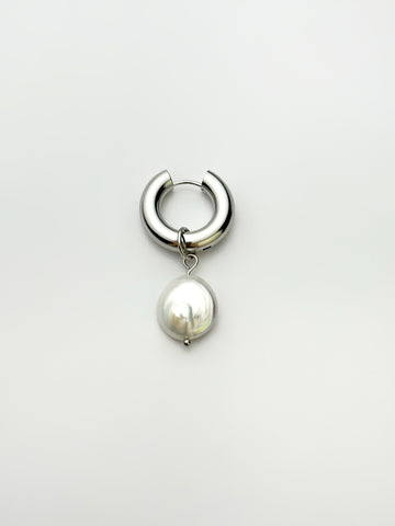 Pendant "Flat pearl"