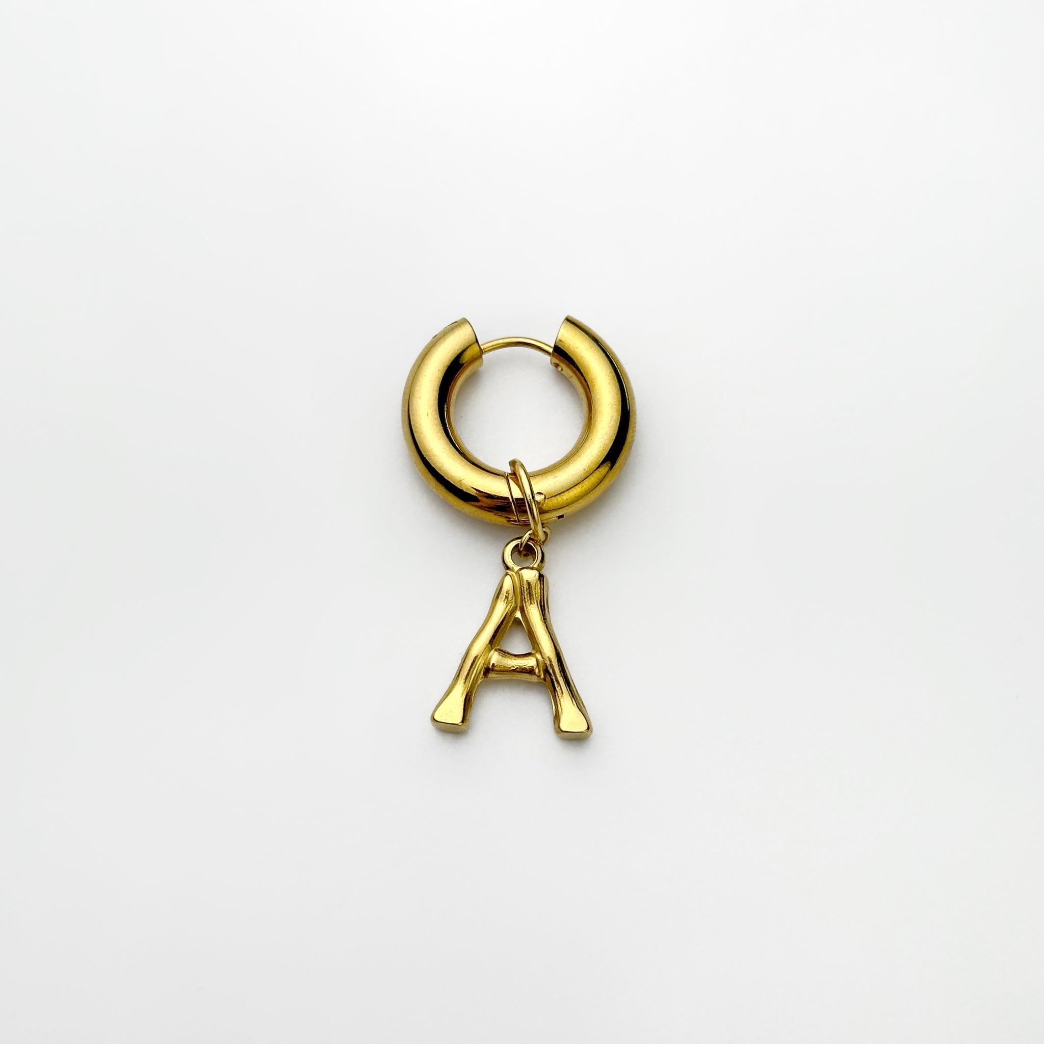 Pendentif "Lettre A" en métal